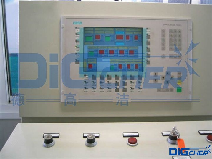 ȫ�Ԅ�܉����܇��ϴϵ�y(t��ng)�քӿ����O(sh��)��