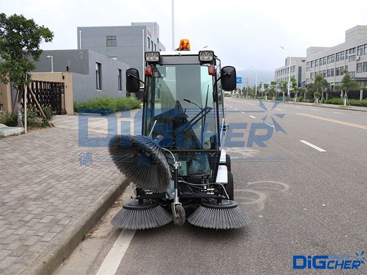 �{�ʽ�ߵؙC(j��)��(zh��n)�����I(y��)